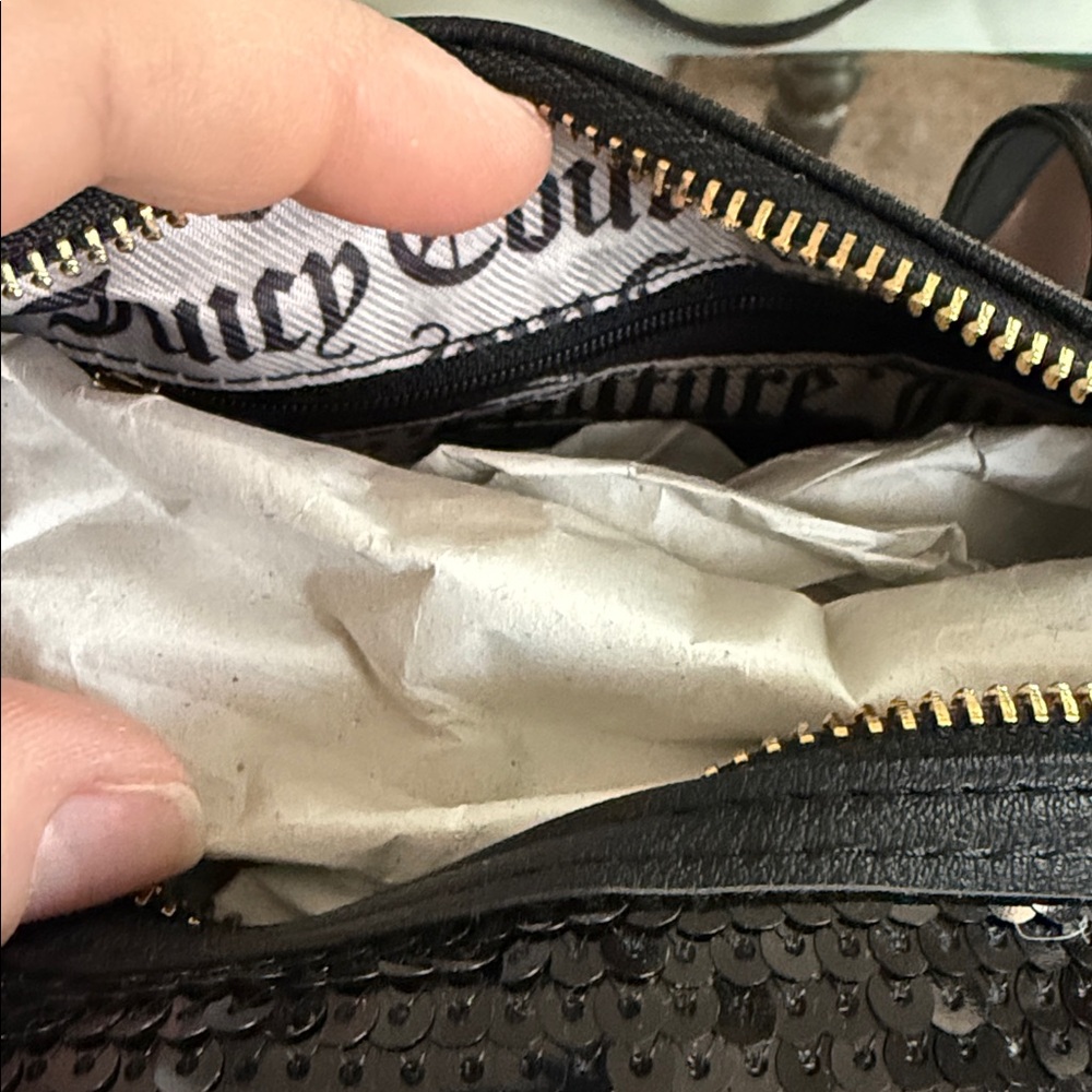 Juicy Couture Black Sequin Crossbody Bag - Picture 3 of 4